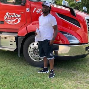 Meet your Posher, Delonta